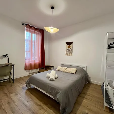 Cosy Hypercentre De * Libourne