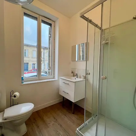 Cosy Hypercentre De 利布尔讷